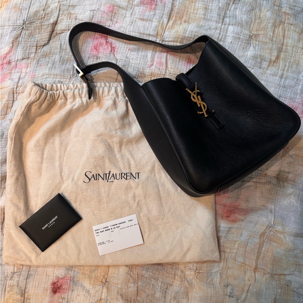 Saint Laurent 5 A 7 Grained Leather Bag